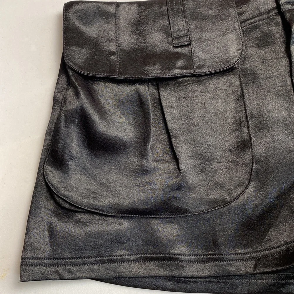 Free People Give A Little Shorts Black Satin, Size XL new - Picture 3 of 15